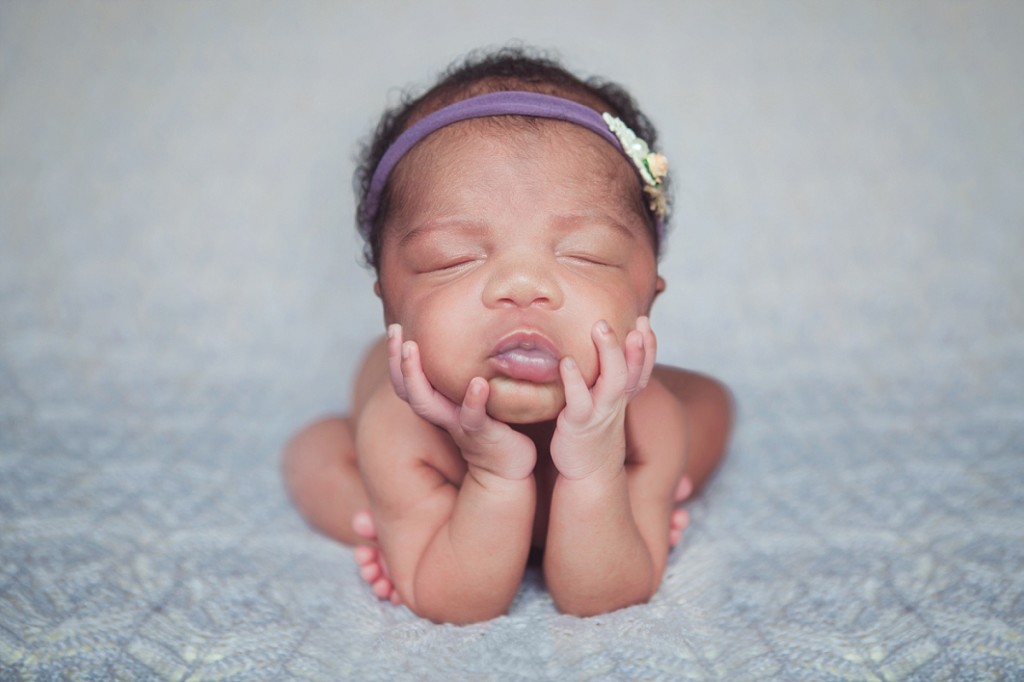 Froggy Pose Newborn - Baby Photography Kent